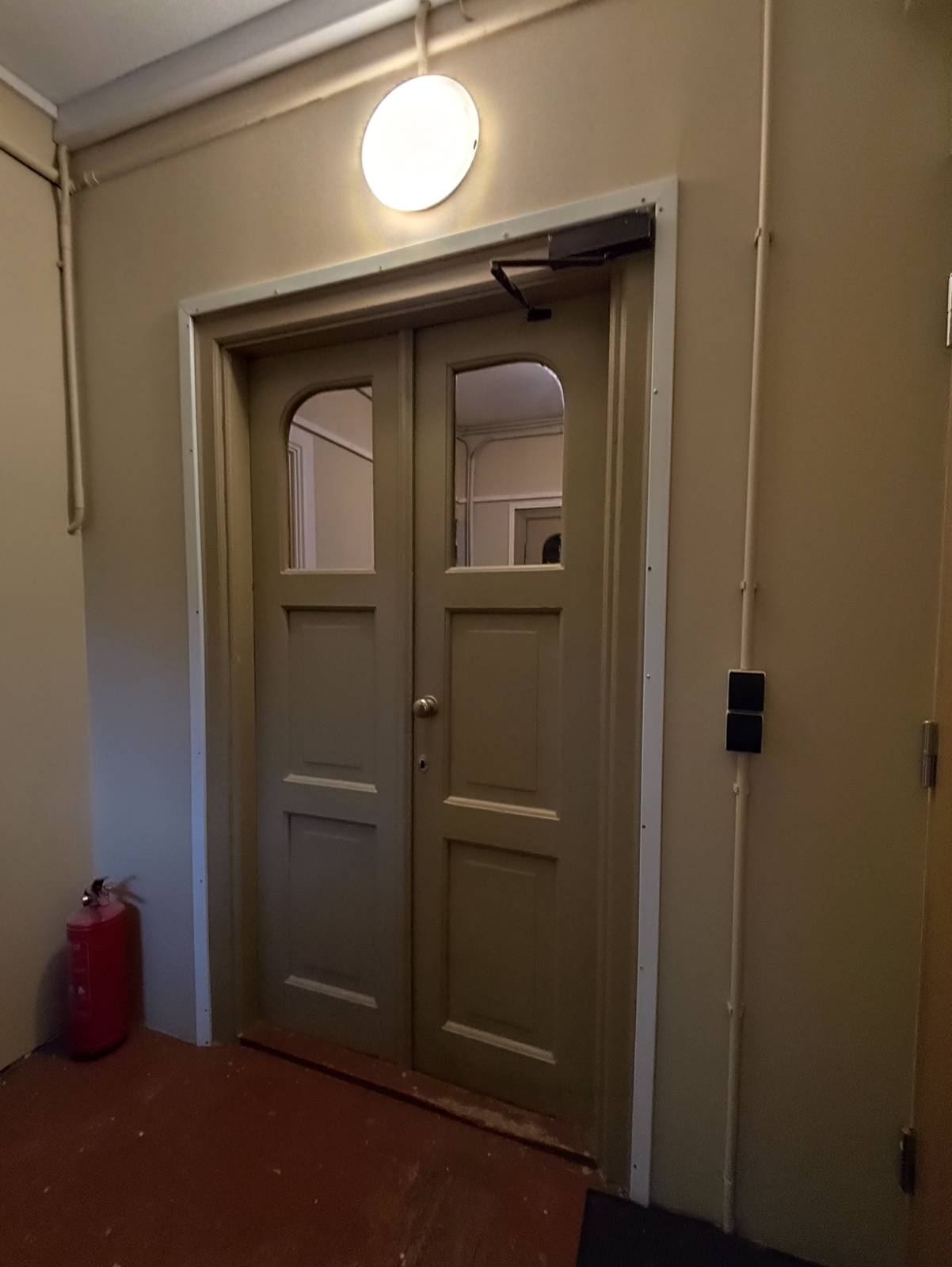 Corridor leading to the apartment
